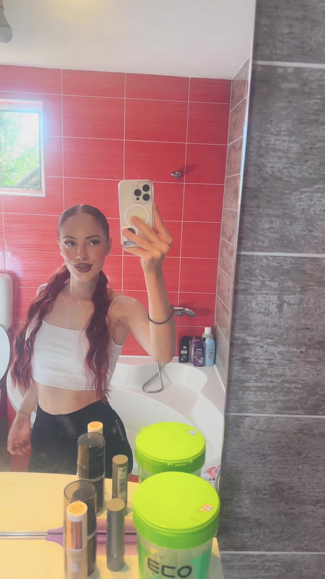 @official_gabyca