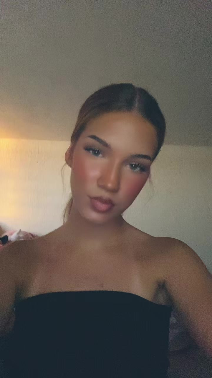 @🦋