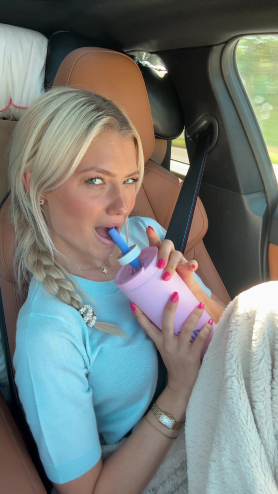 @Blondin_tea