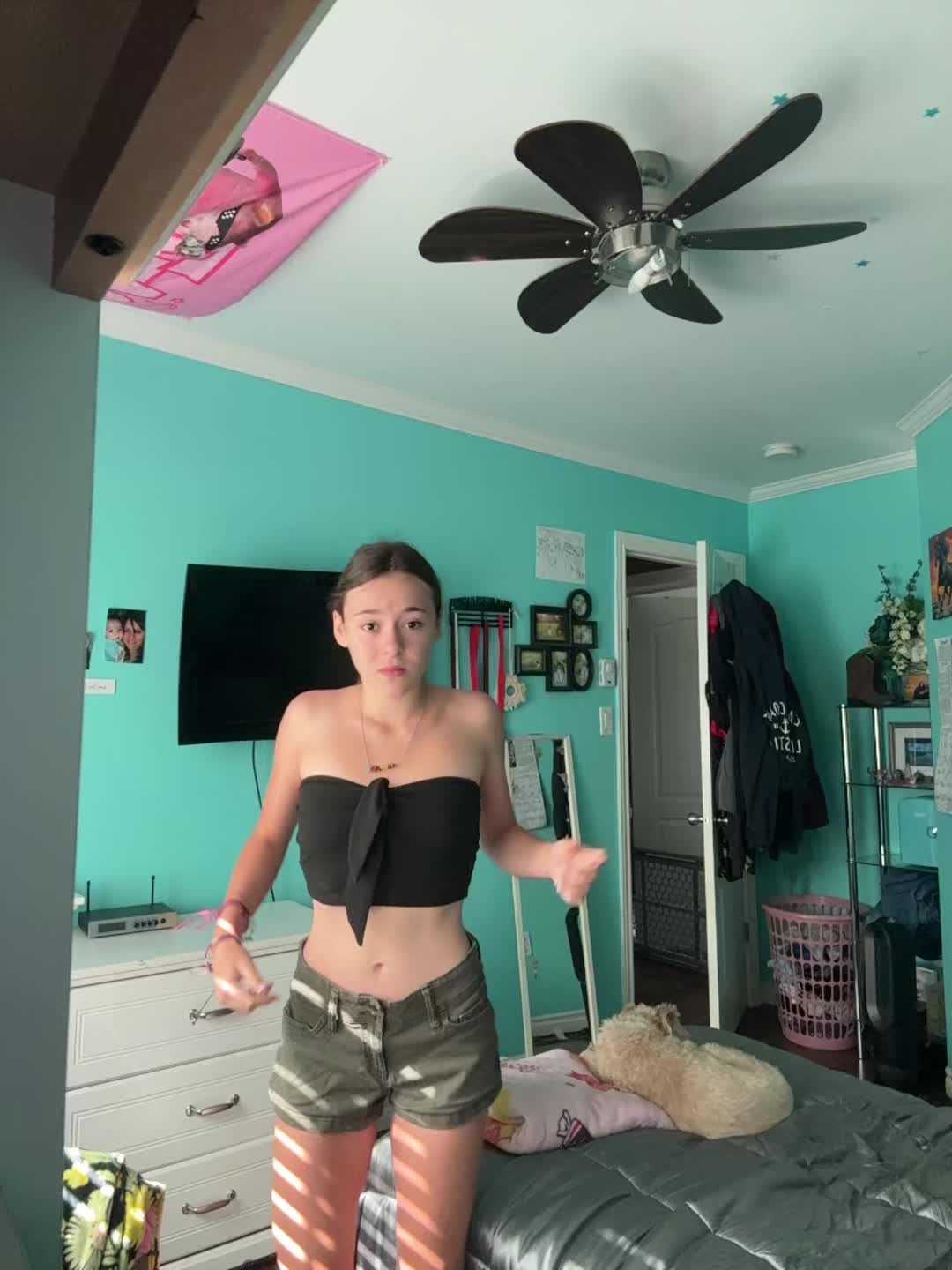 @totally_not_kiana