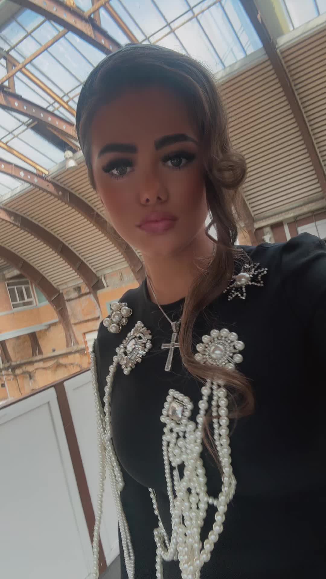 @caroline_dear_155