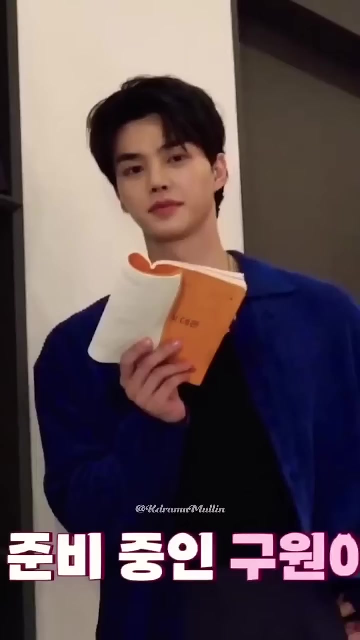 @🐾 eun_jie 🐝