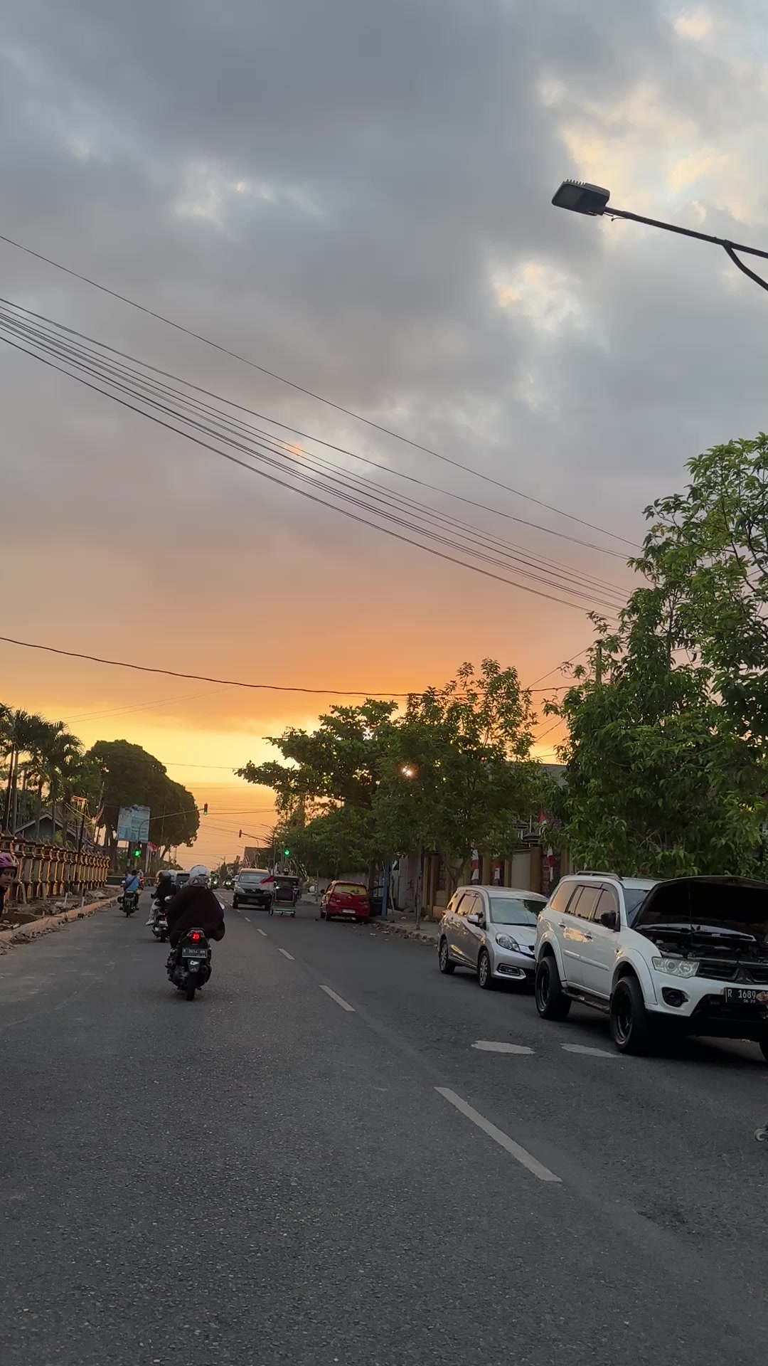 @AR🕊️