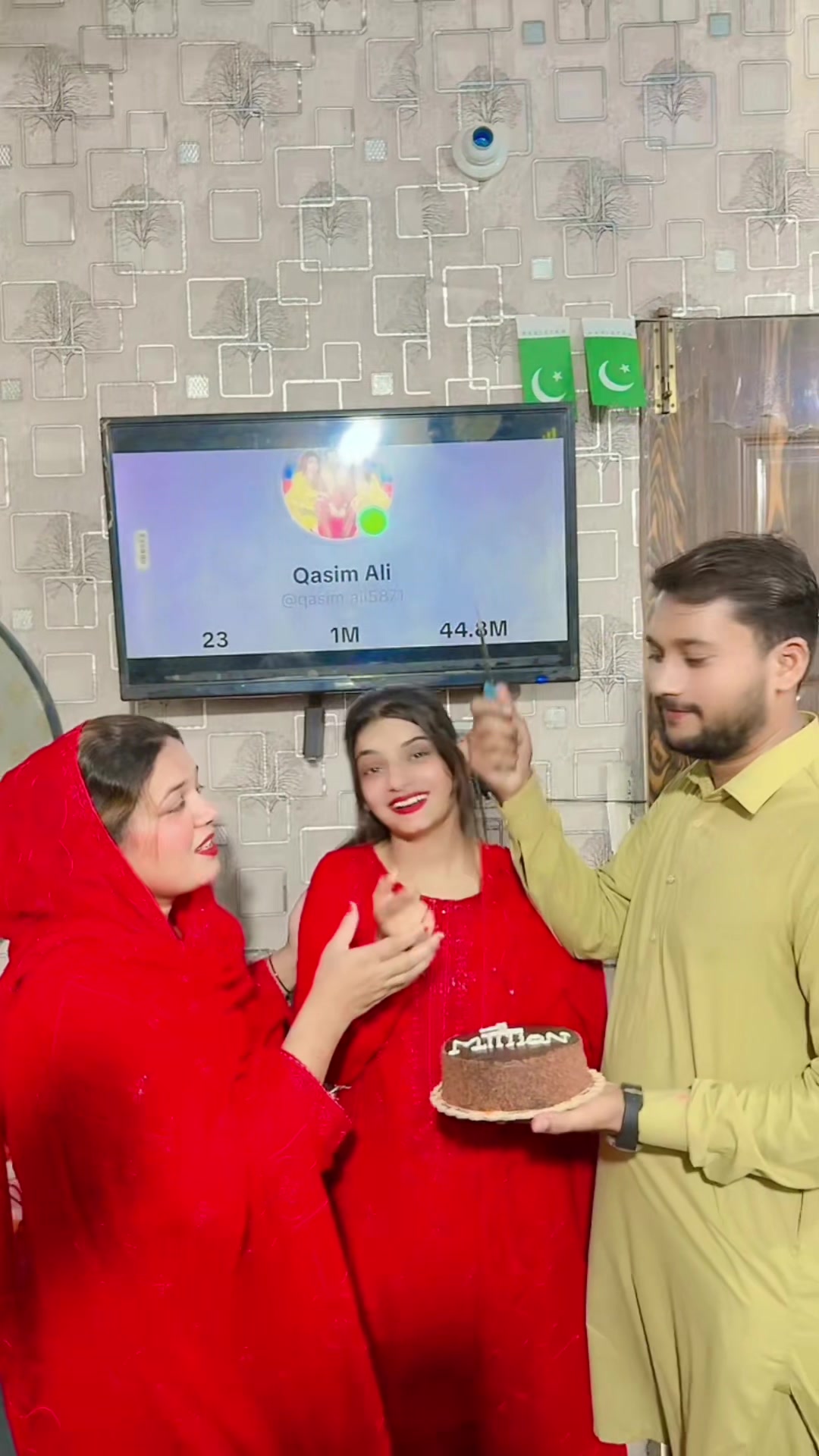 @Qasim Ali