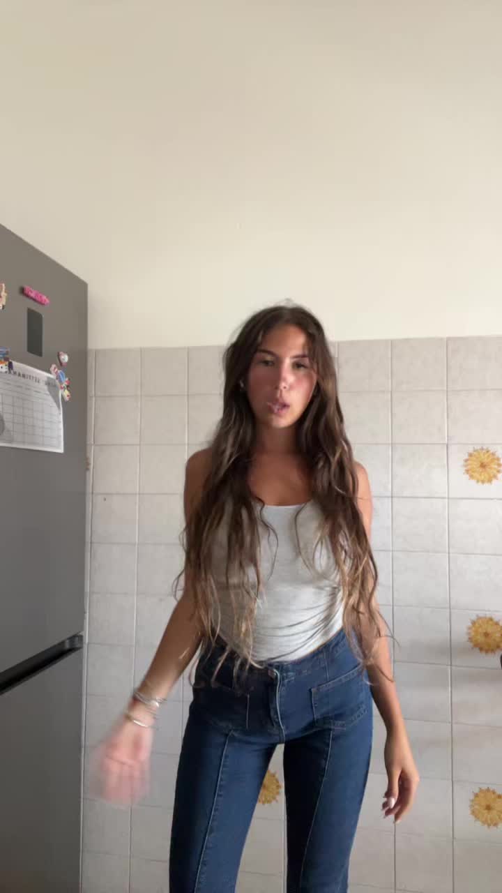 @aiellomarica