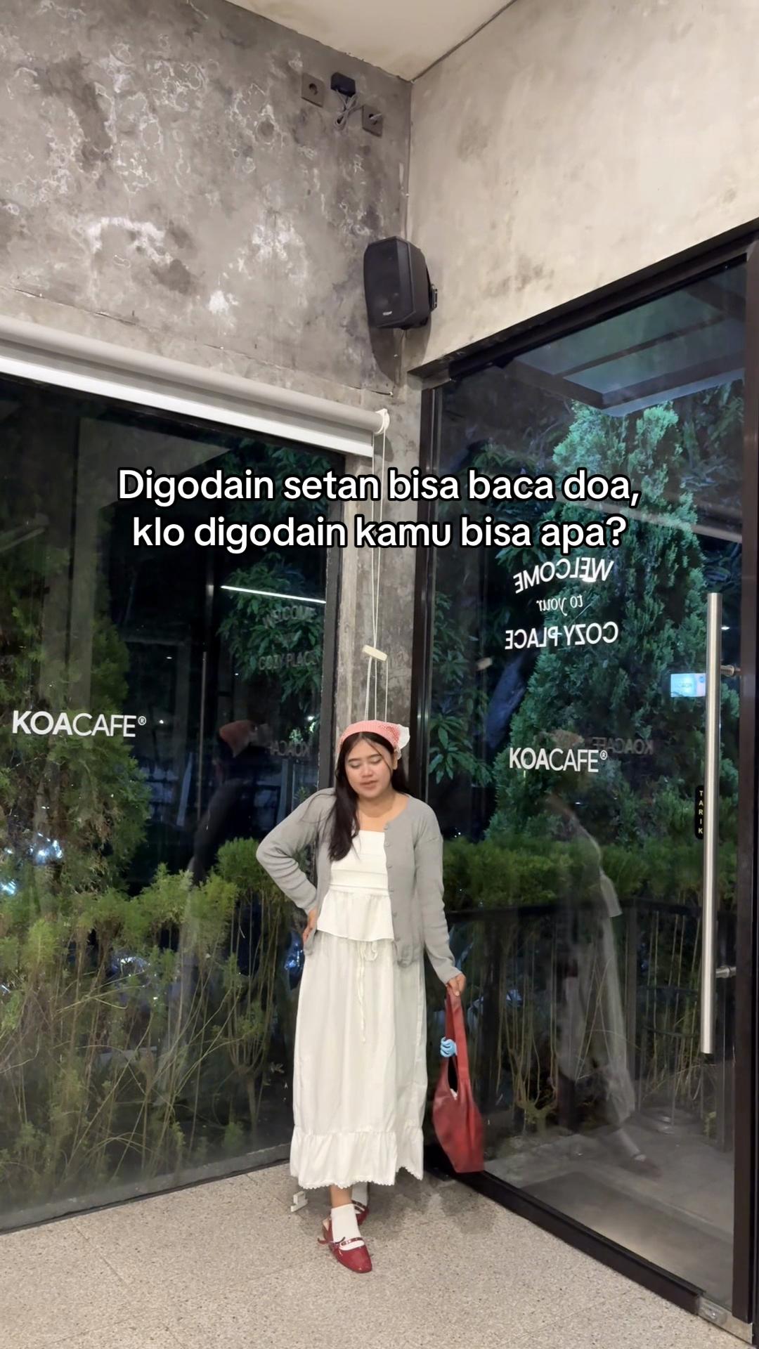 @Sasniaafff