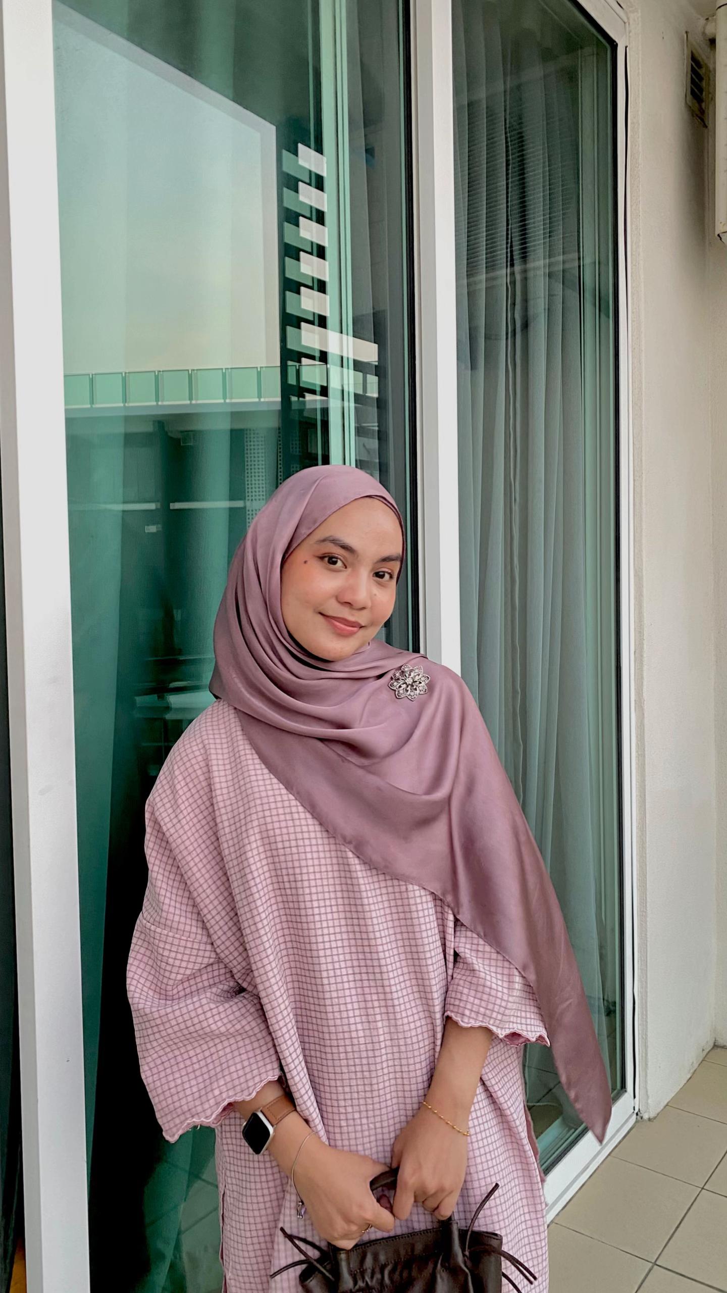 @ainshaz