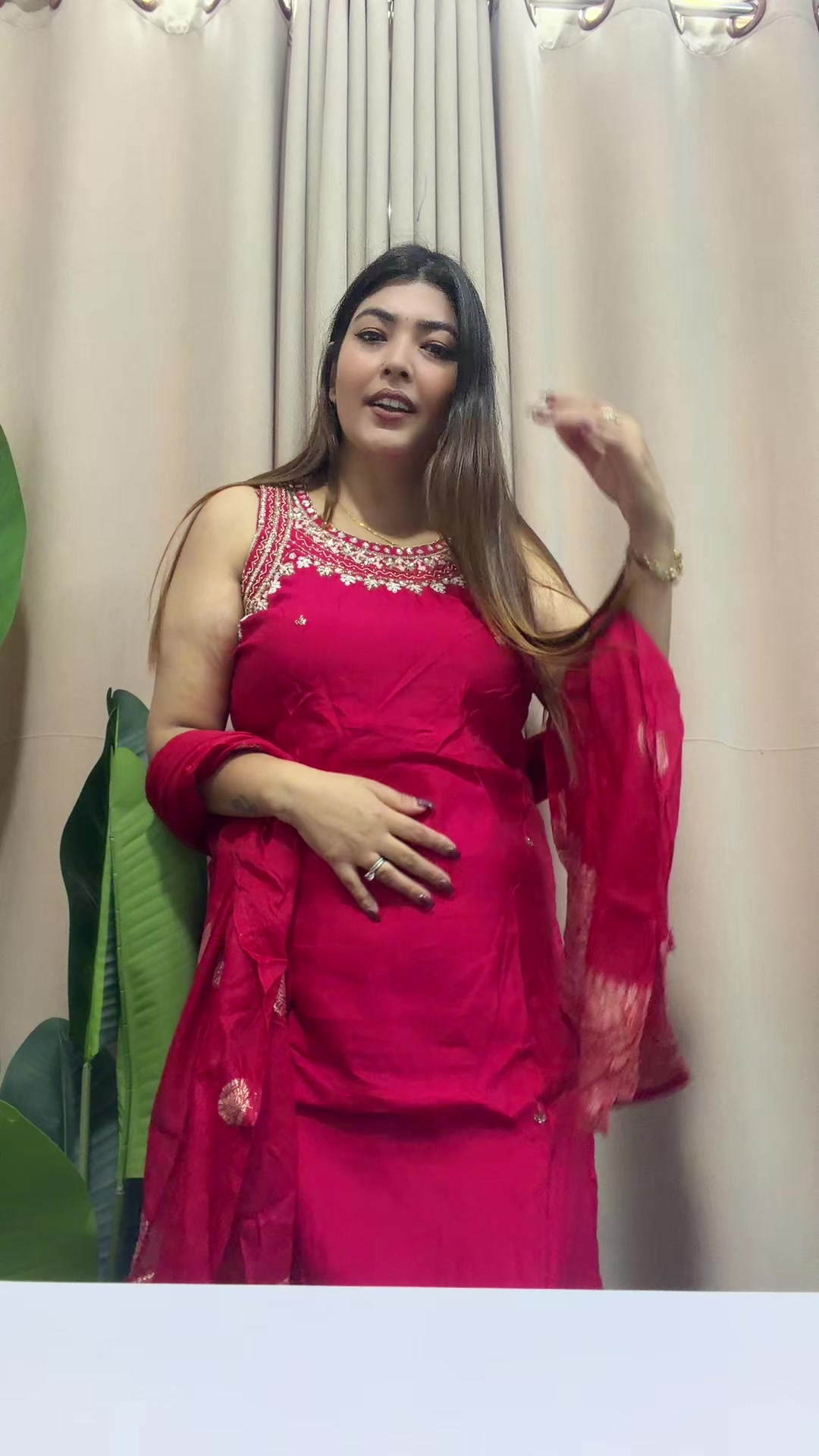 @Aaru's Aama
