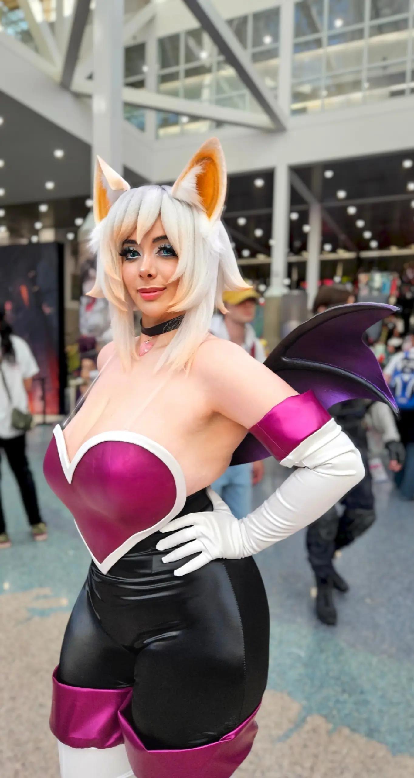 @CosplayAnime4K