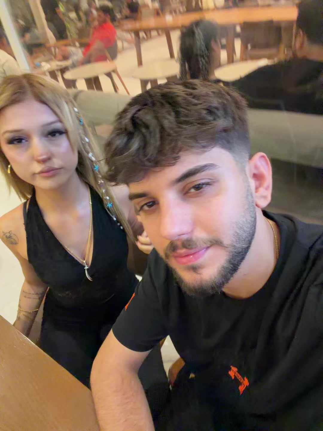 @Redbullul