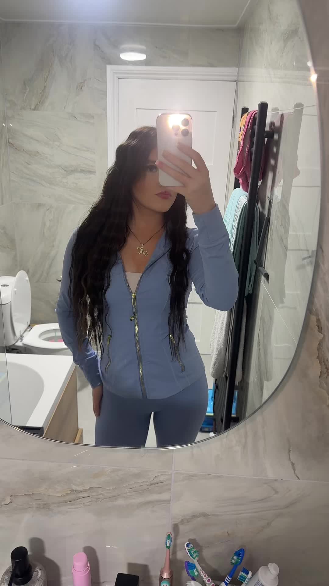 @𝐌𝐢𝐥𝐥𝐢𝐞 𝐇𝐚𝐫𝐭𝐥𝐞𝐲