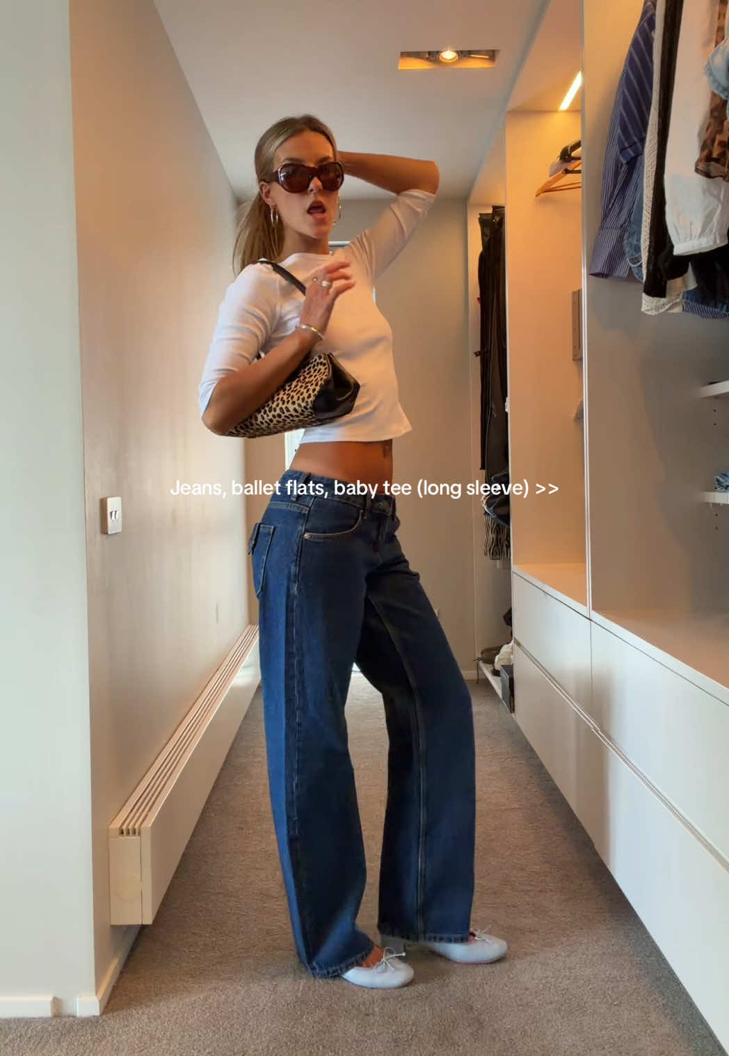 @miajbisley