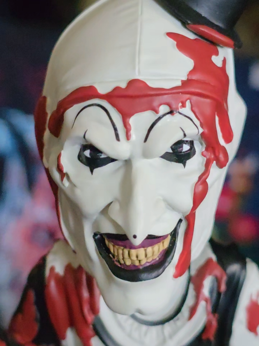 @Dan | Horror Collector
