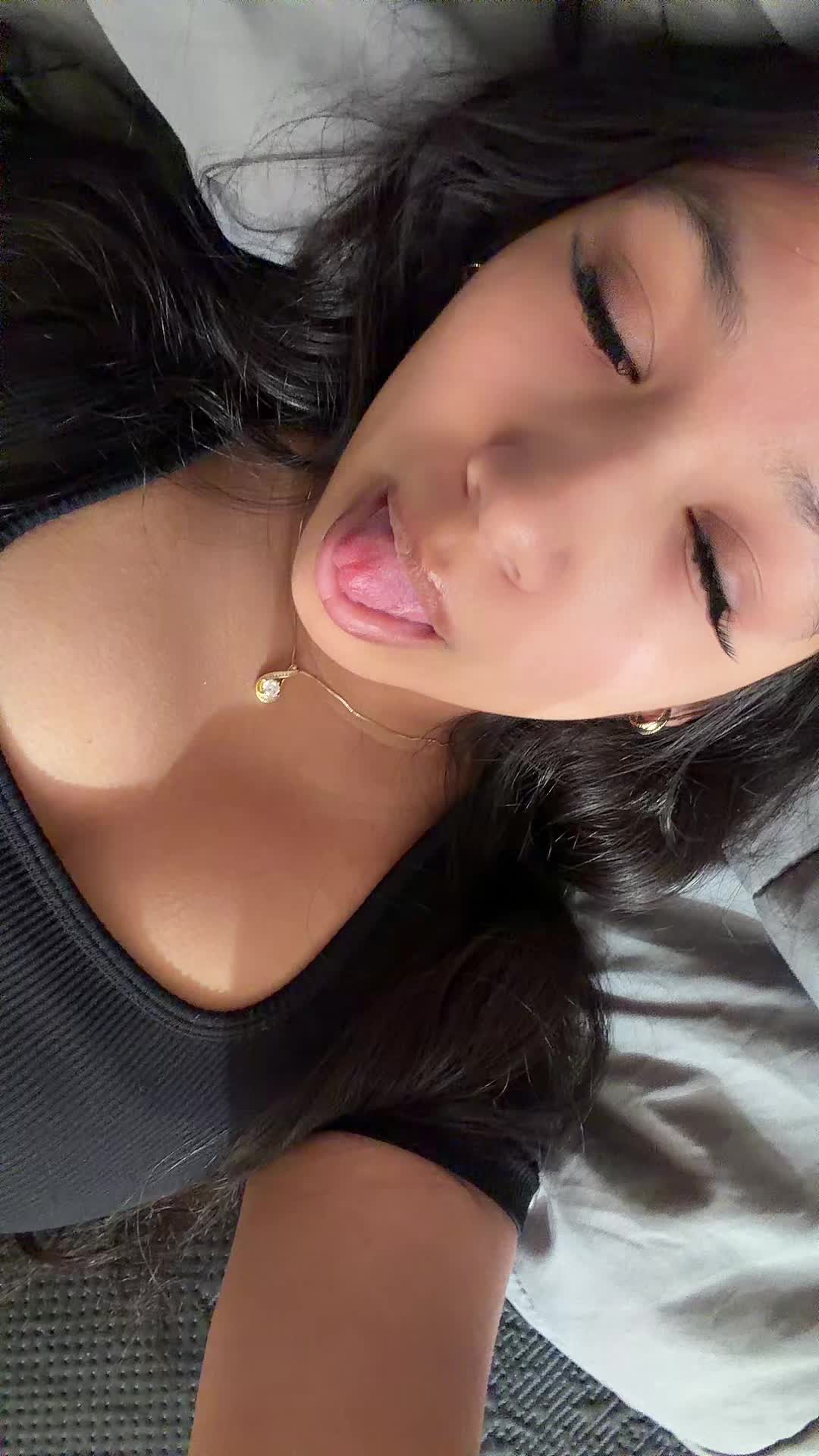 @🦇