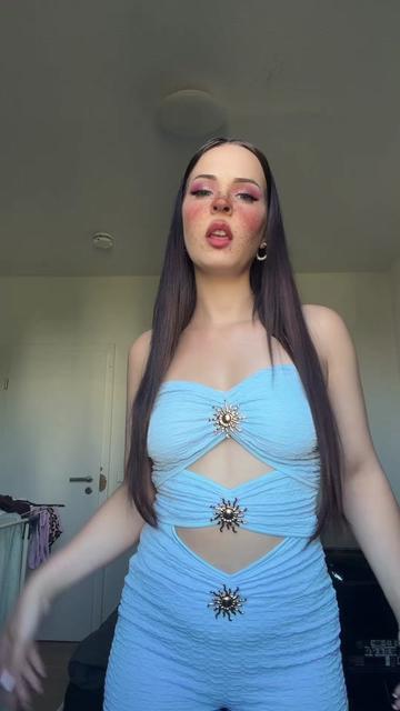 @Anastasia🍒