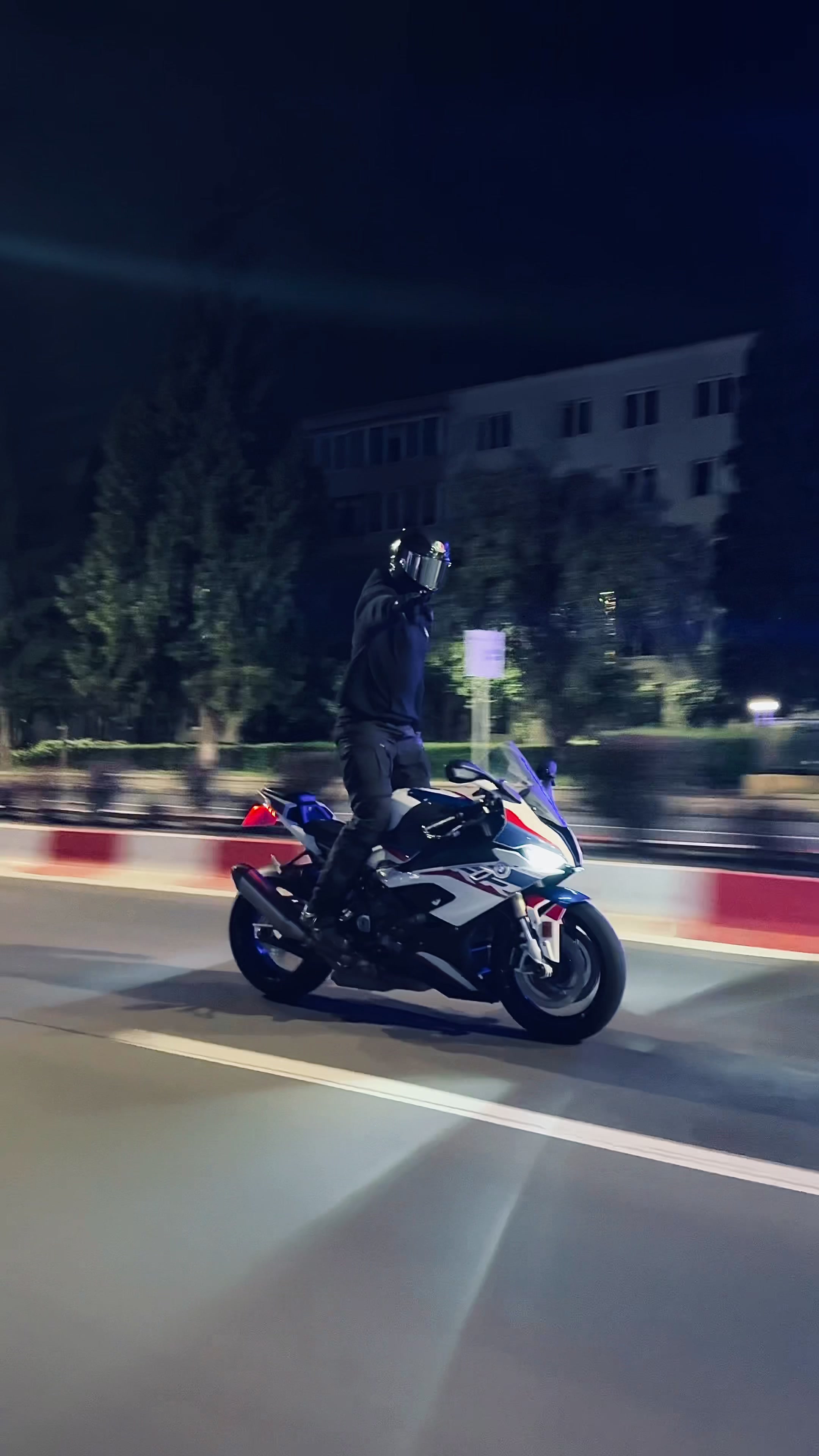 @RaZz Motovlog