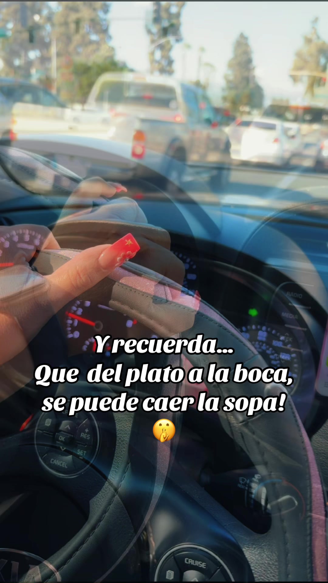@𝓜𝓞𝓝𝓘𝓒𝓐🧿