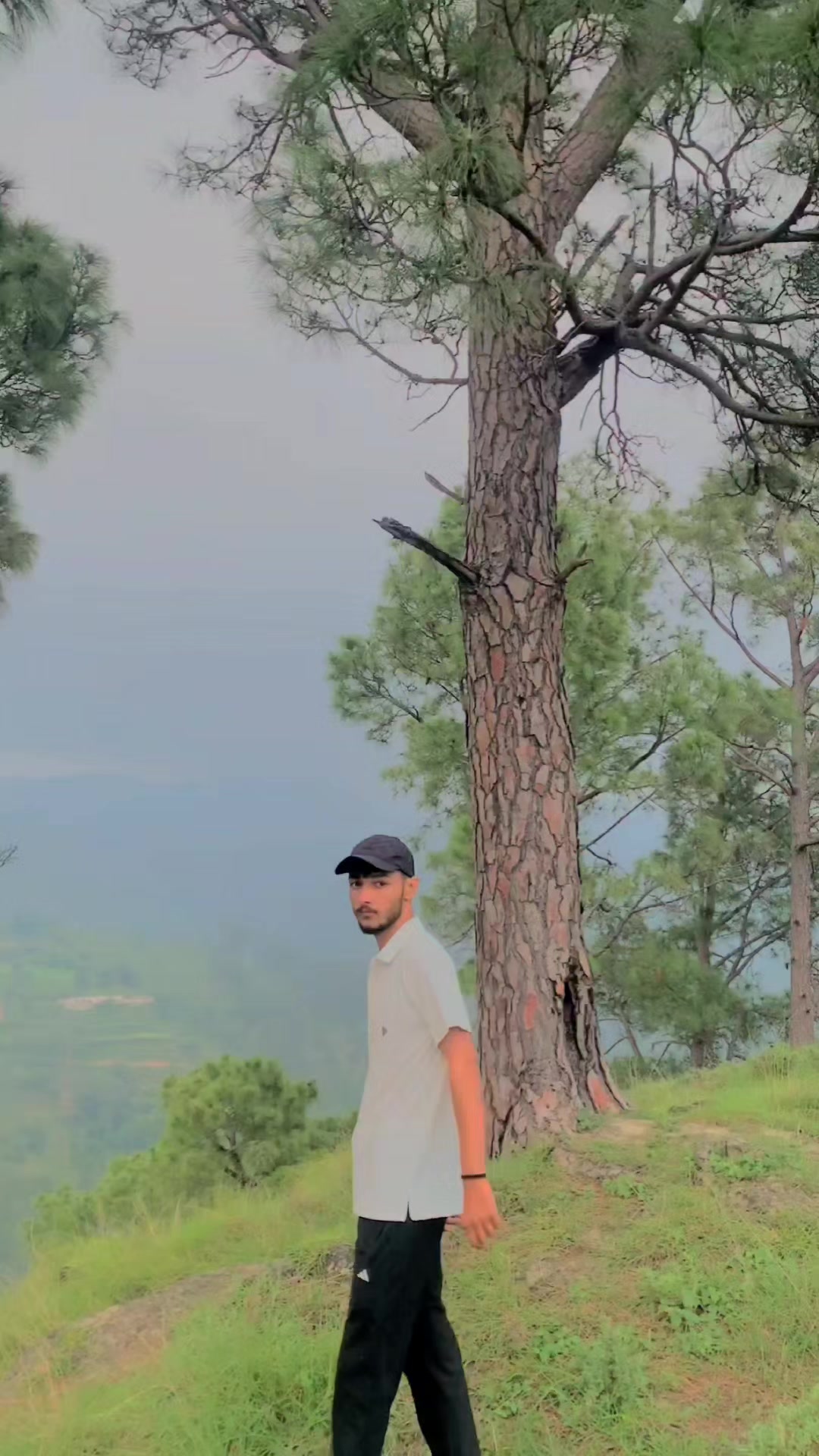 @مجرم۱۱۱(𖤍)