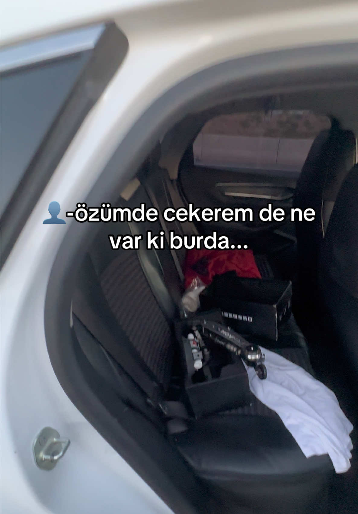 @VIDEOGRAPHER