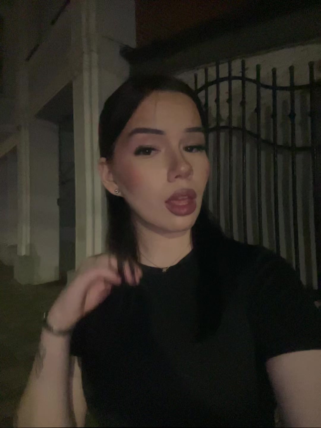 @kis.kisyaa