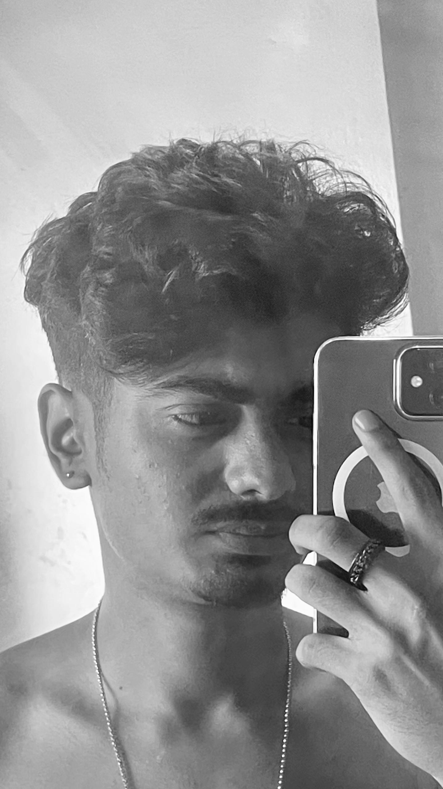@Handsome__ boy__ priyanshu