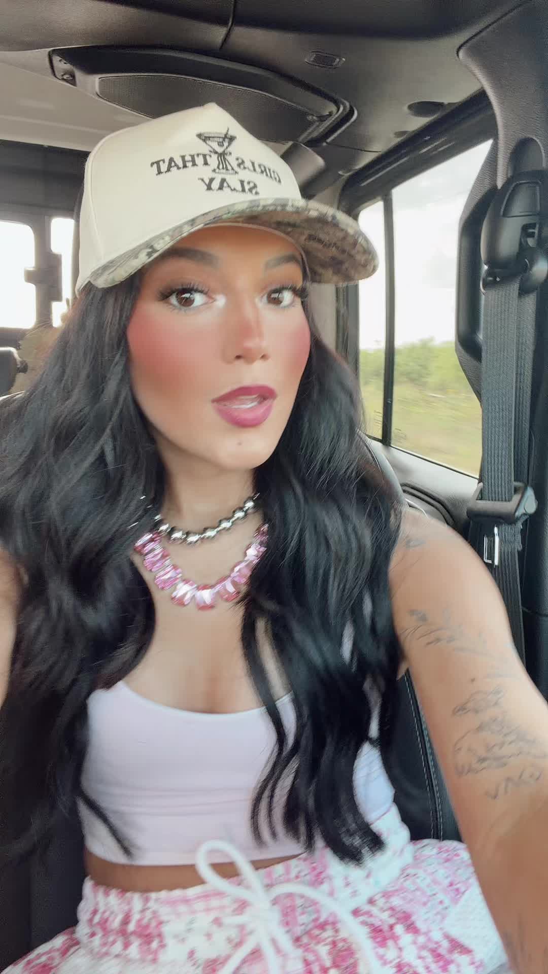 @Lizmarie16