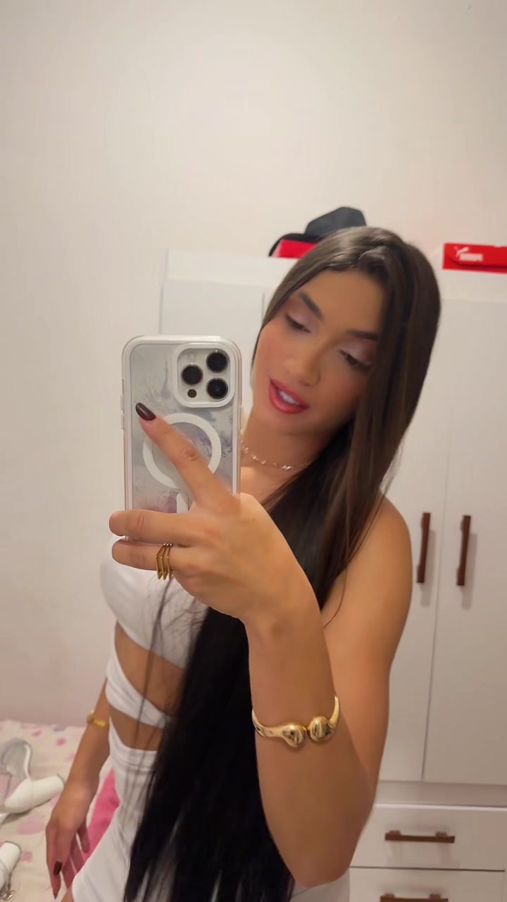@_agathareis01_