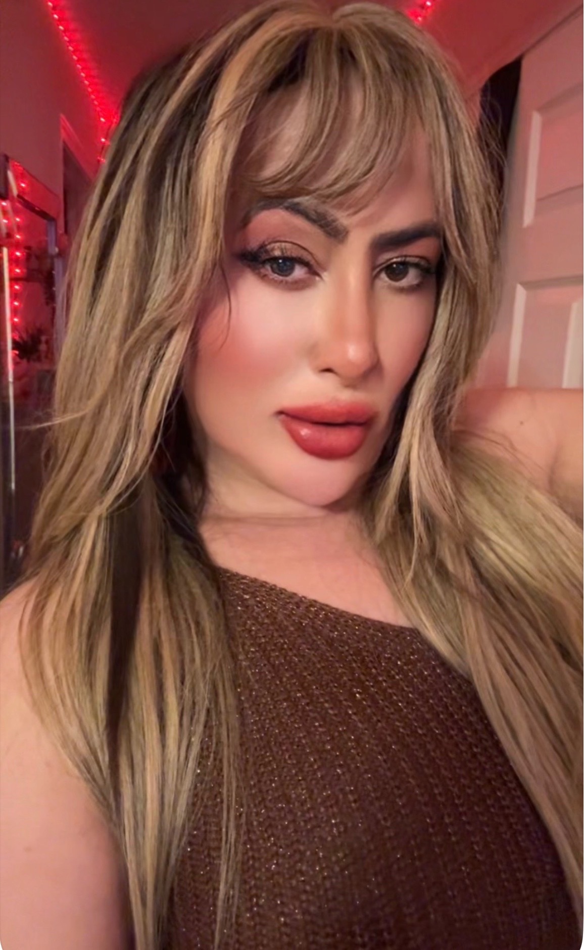 @Paola