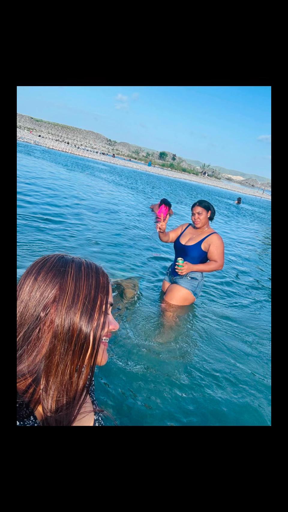 @Erizaira Feliz La mejor