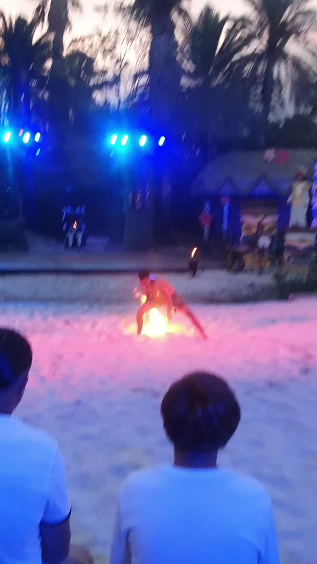 @Stars Club