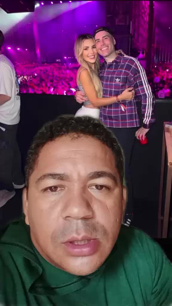 @Delfino Santos oficial