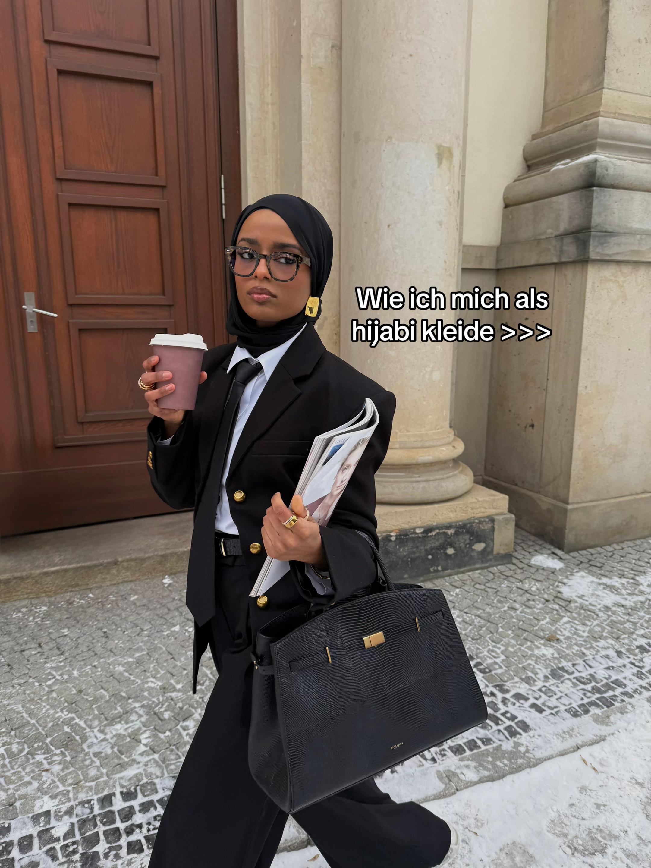 @wolfieaziza