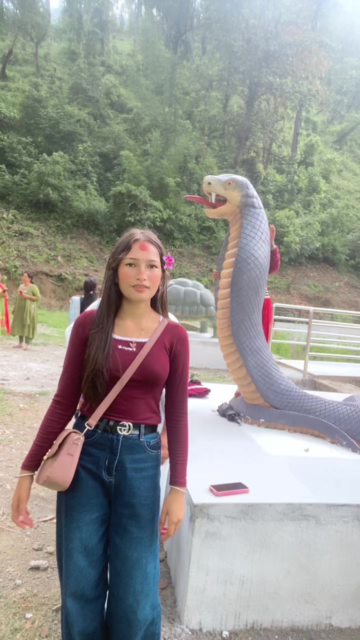 @🦋RUPA..KHANAL🎀🕊️