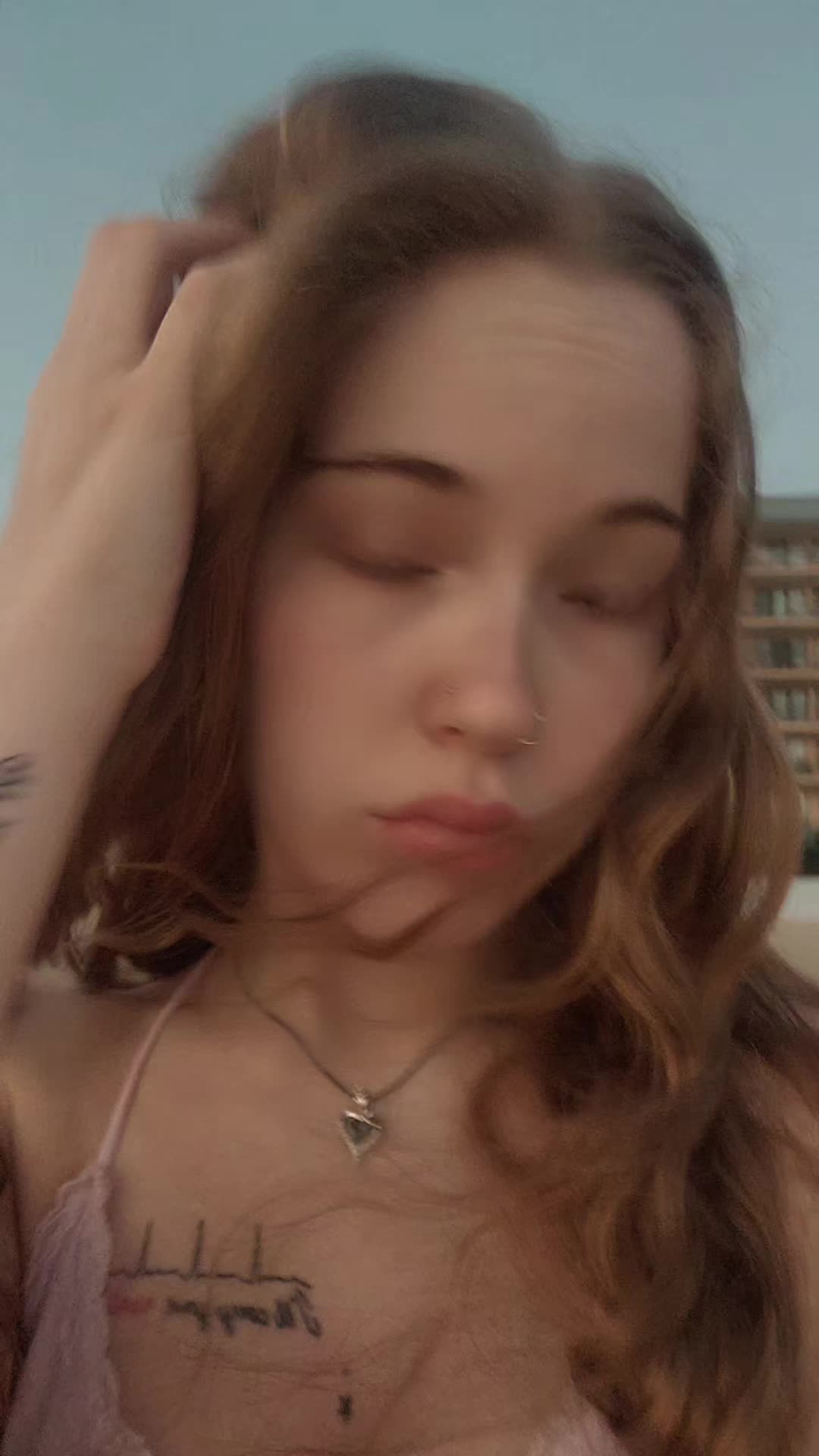 @B M