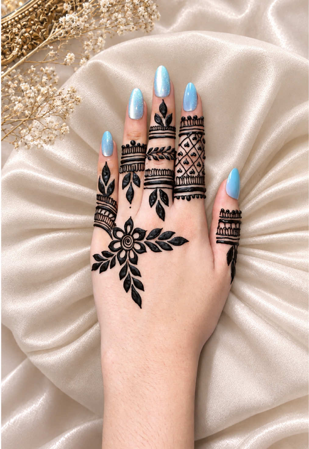 @Henna by Laraib Faisalabad🥀🔥