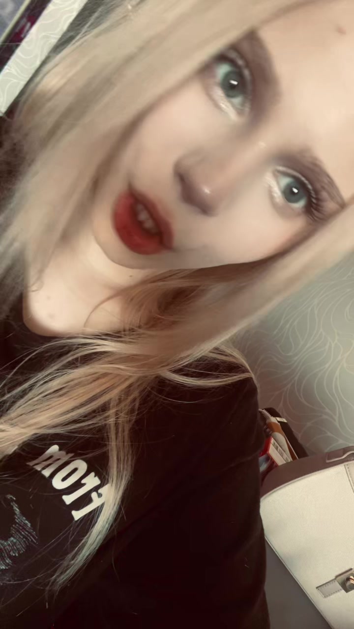 @#siiidnyy