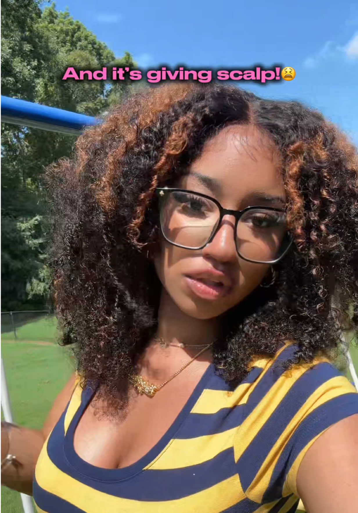 @￶