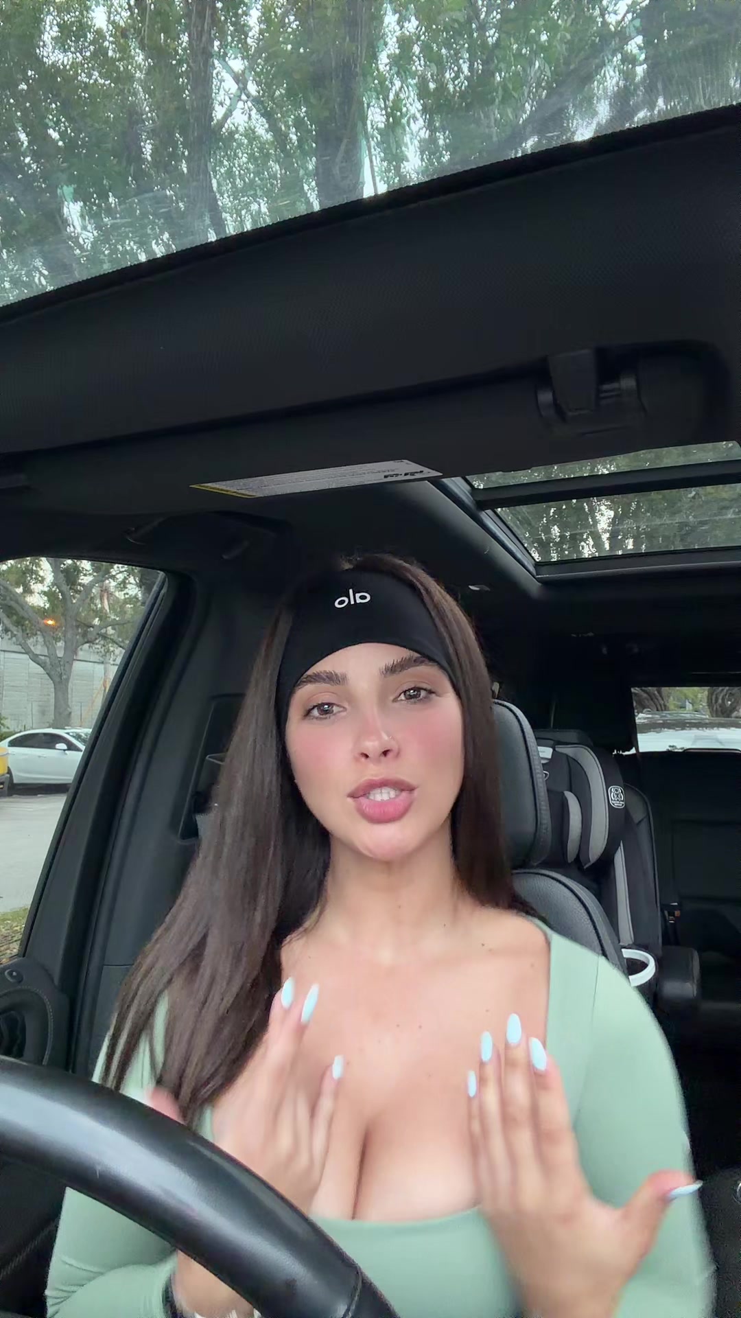 @Rachel Mart&iacute;n 👑