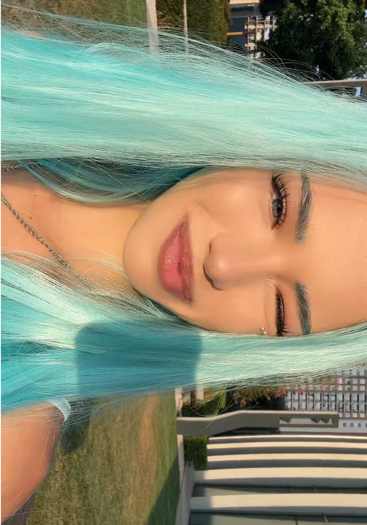 @VLATESSA