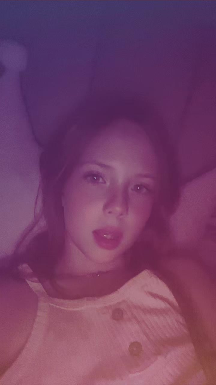 @Анютка/:💖🩷