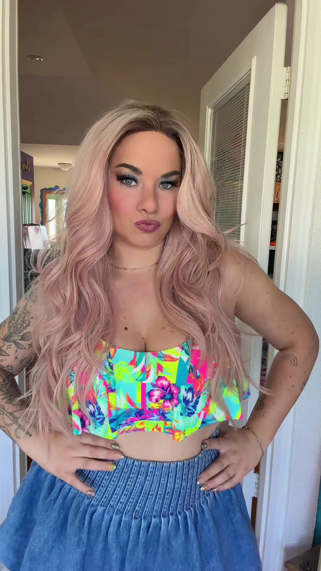 @Elizabeth Wears Wigs 🏳️🌈