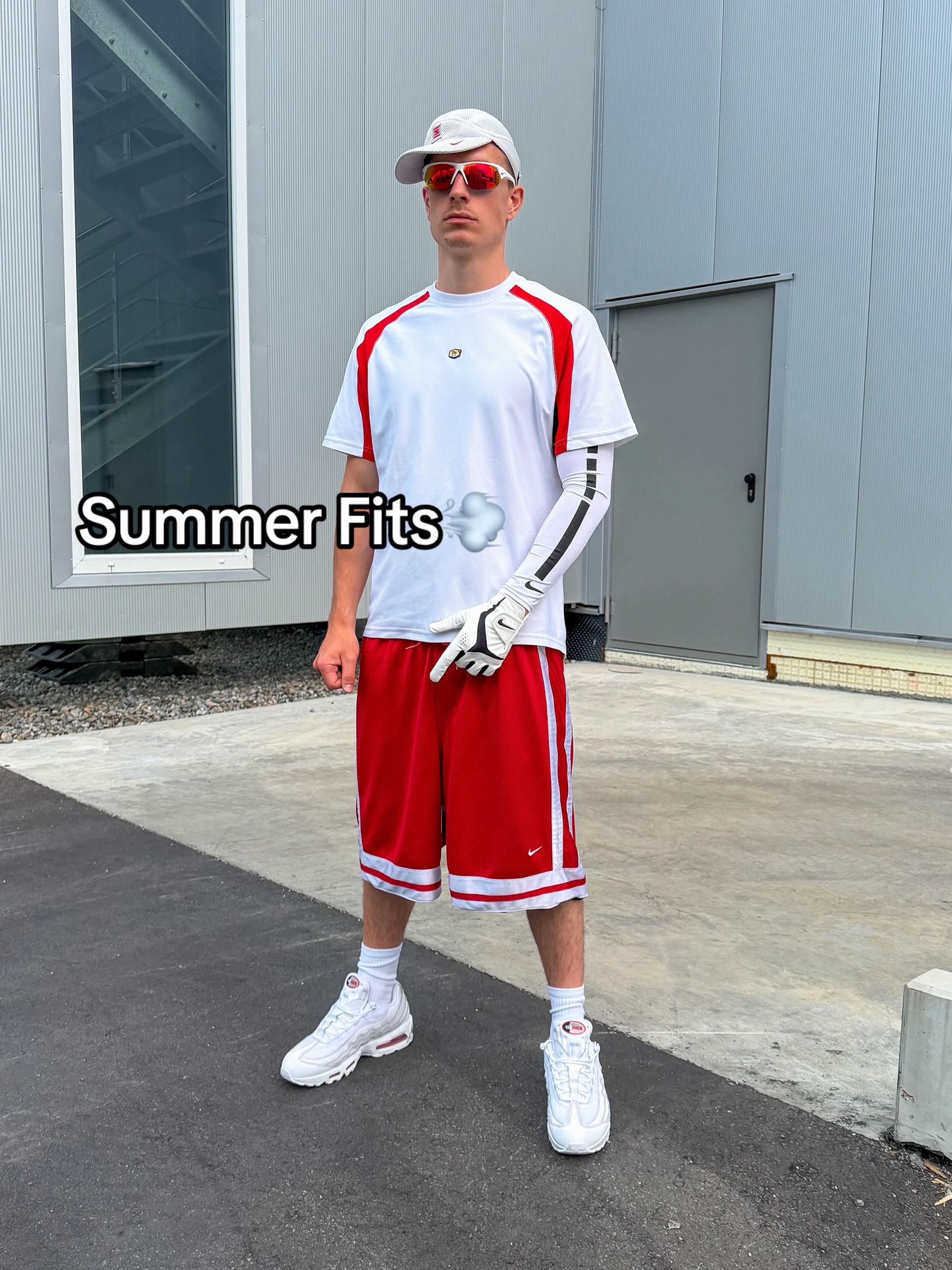 @KING OF SPORTSWEAR