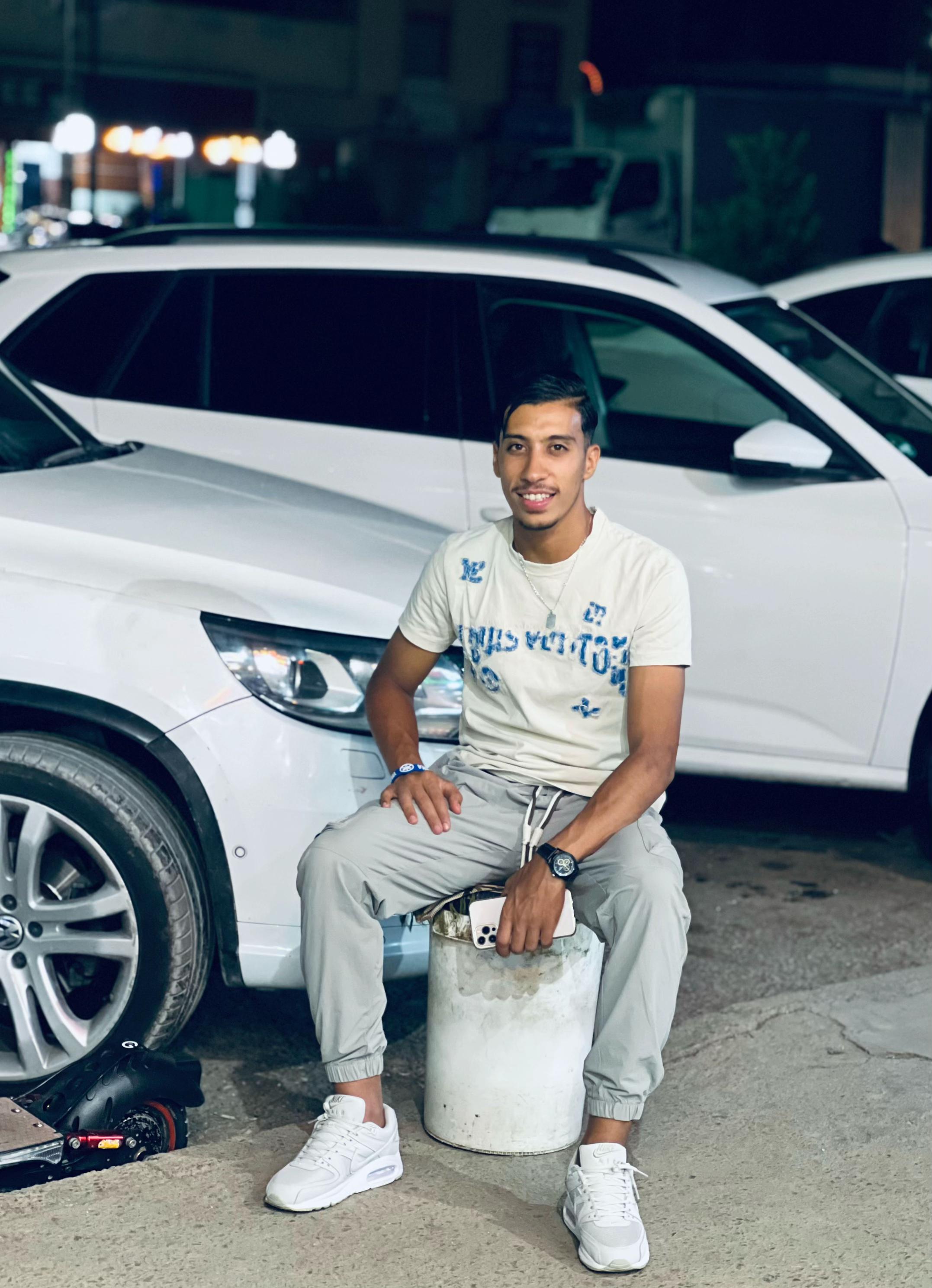 @أنيس🧤❤️&zwj;🔥