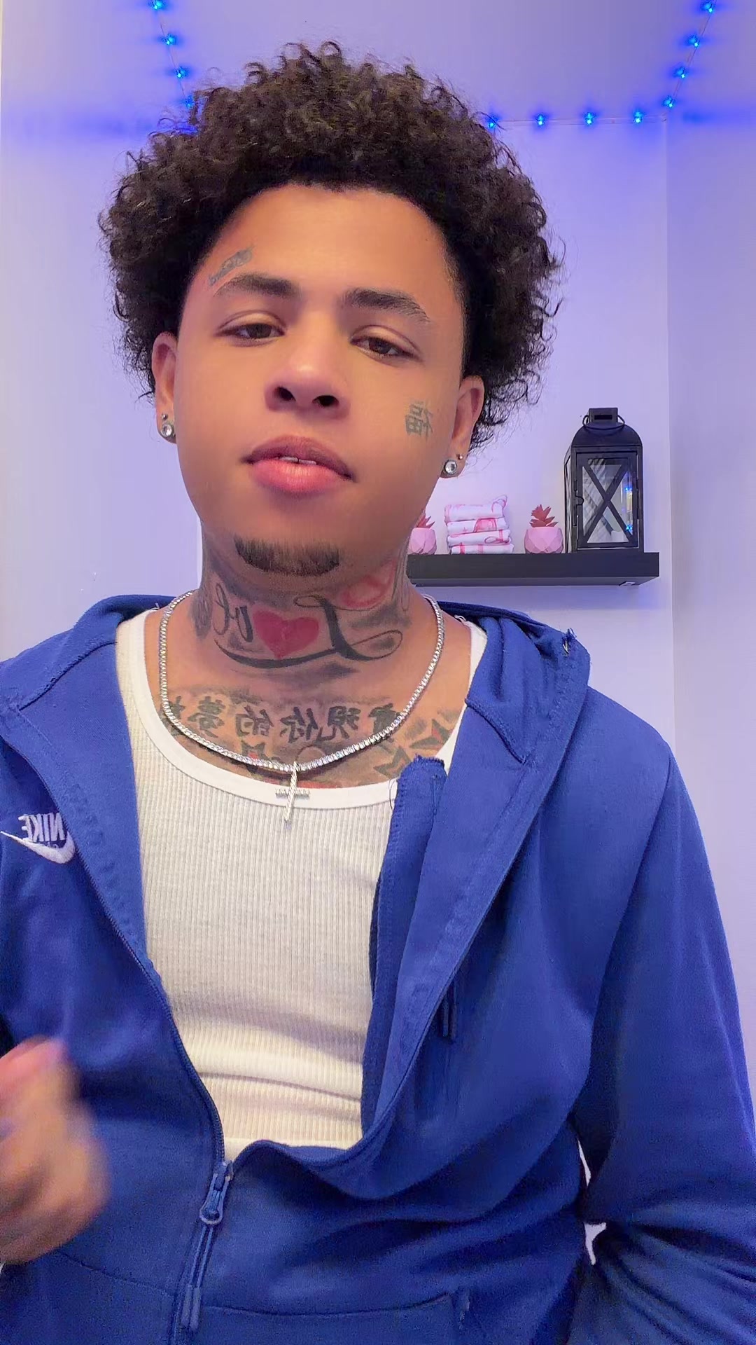 @&bull;R E L L O&bull; 🧿