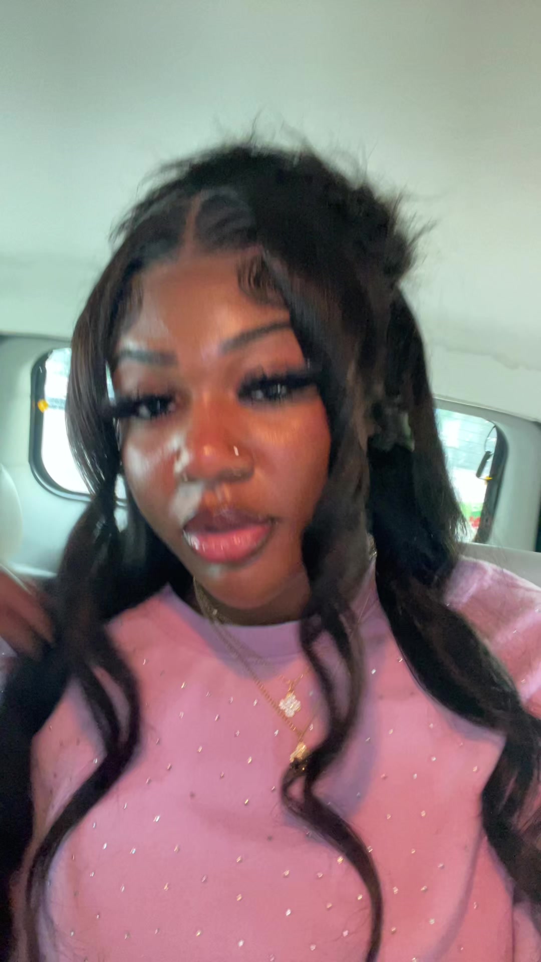 @Banana 🍌 👩🏾&zwj;❤️&zwj;💋&zwj;👩🏽