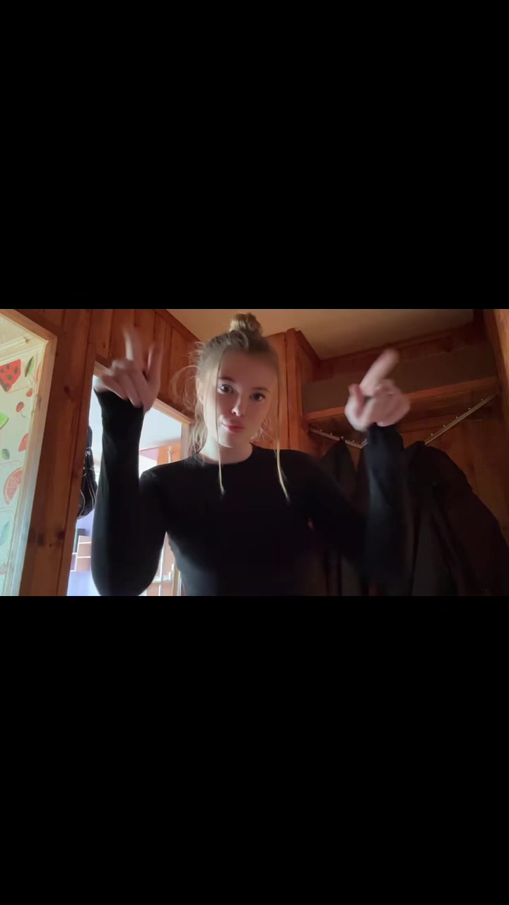 @elle_onora_666