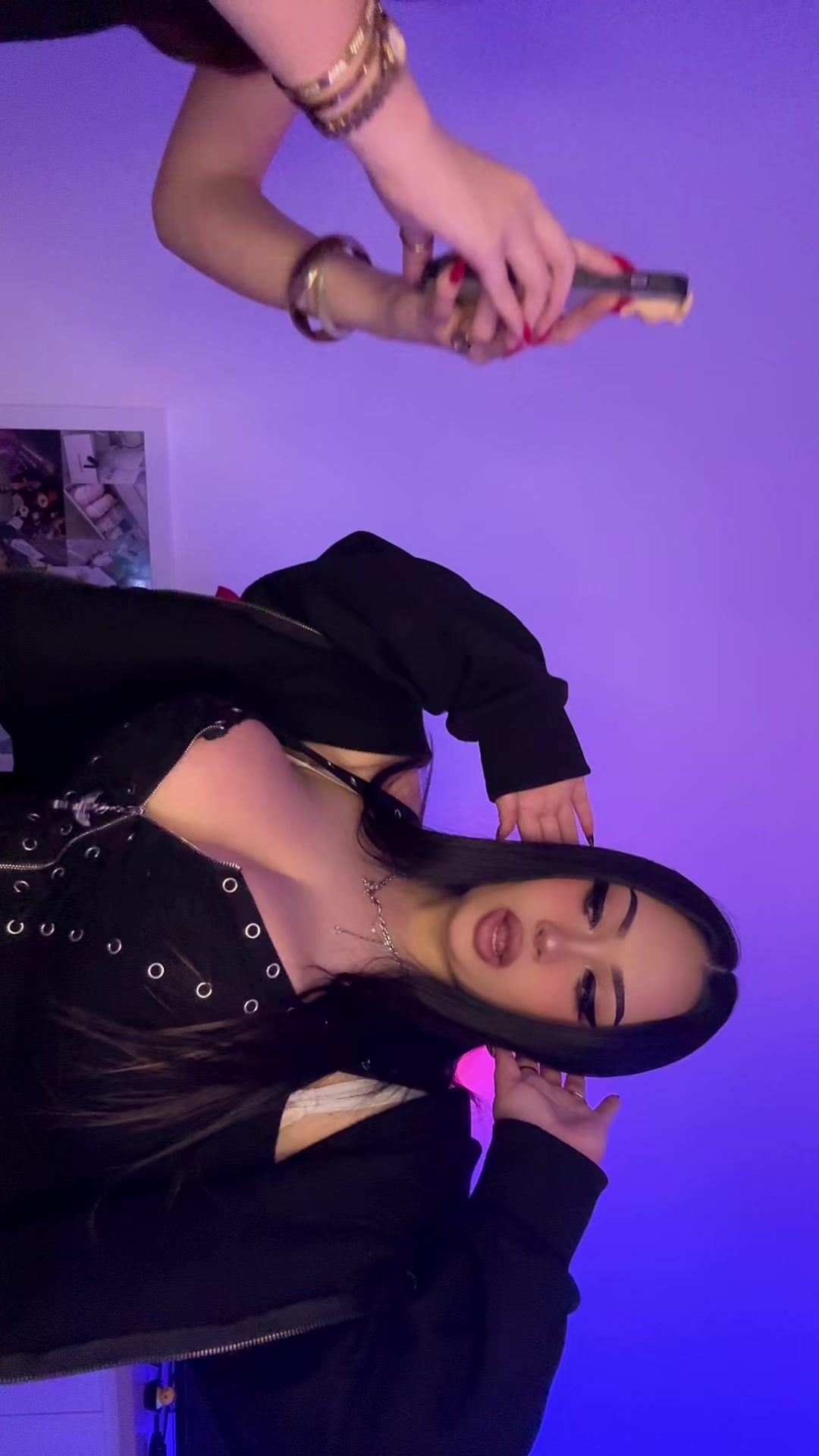 @anyastja