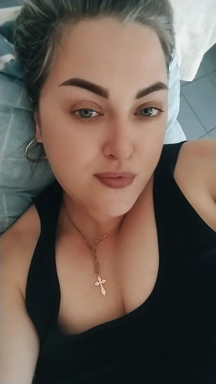 @anastasia***