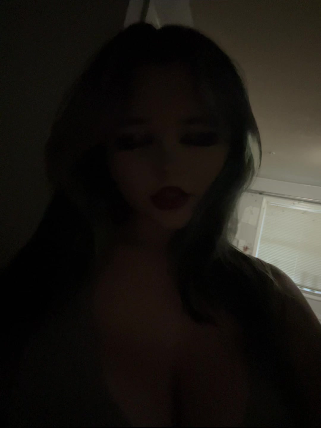 @ELL!!👽🦇