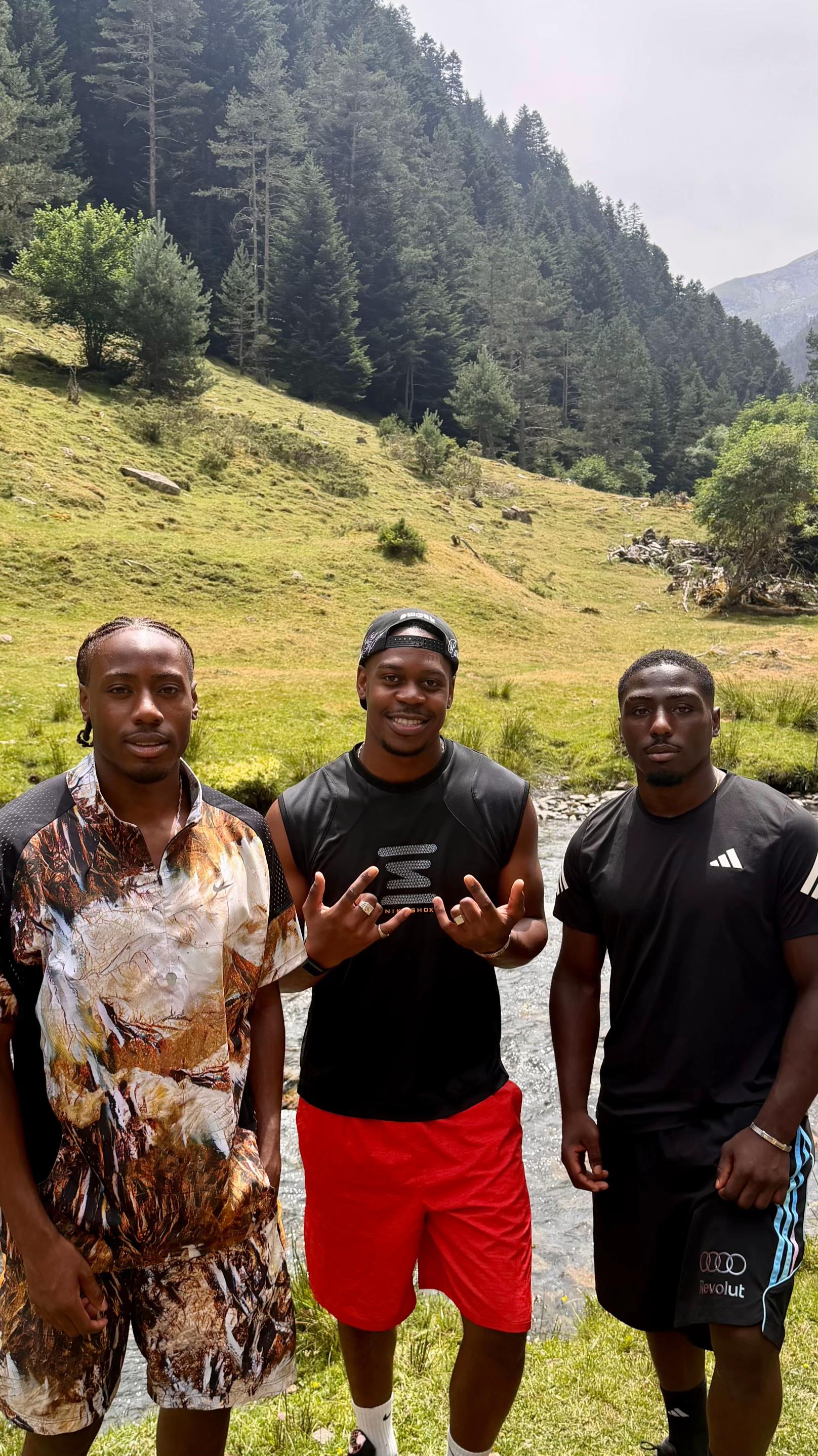 @𝑴𝑳𝑽 🎭🇨🇮